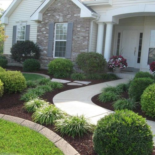 Landscaping-Ideas-for-the-Front-Yard-of-a-House